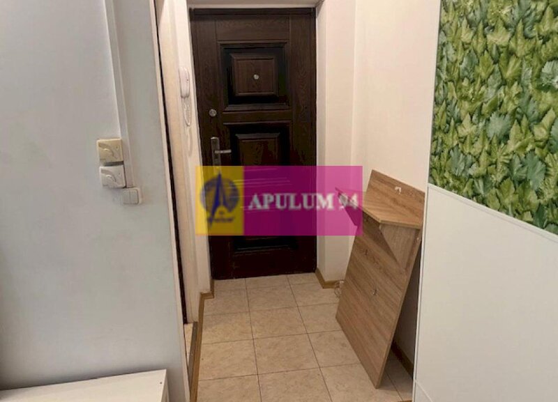 Garsoniera Piata Alba Iulia- adiacent.